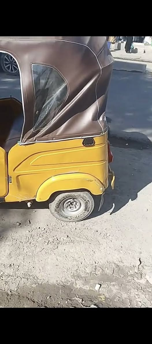 سلام عليكم تكتك للبيع موديل 21 رقم سنويه تحويل ثاني يوم مكاني كوت نعمانيه ***********
