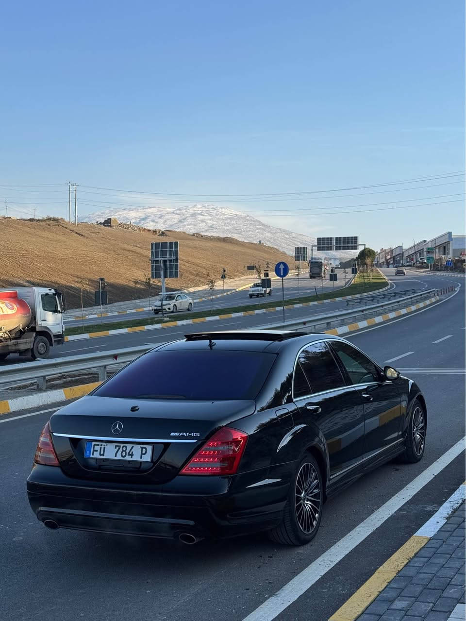 Mercedes S class 500
مةنةفيس فول فول ماسفات 
سعر 95 
ناونيشان سؤران هةولير 
*********** سوران, أربيل
