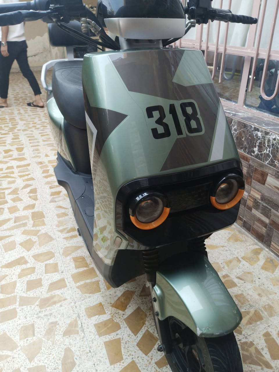 ماطور شحن 318. بطاريات شرط
سعر 650.       ***********

