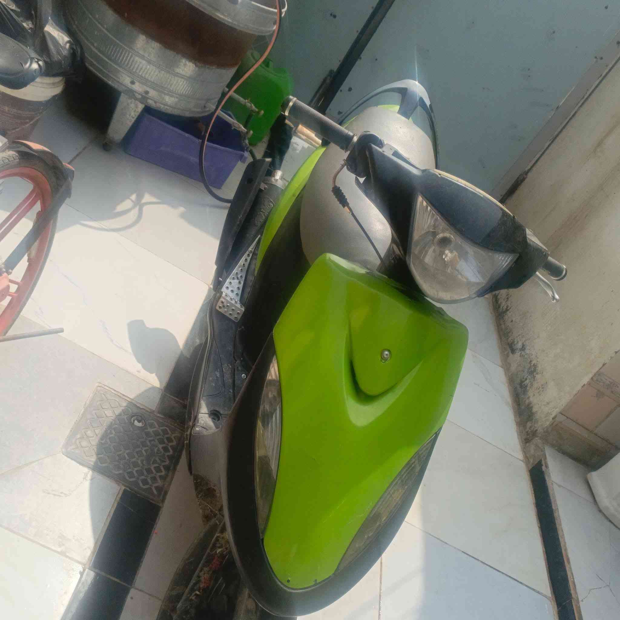 سلام عليكم....
دراجه ماكس عدله  🛵   
دراجه شلعه معدل كهربائيات كلهه شغاله دراجه جديده  أي نقص مابيهة دهن جديد 
جيب فيتر وتعال افحص
السعر  300
العنوان بغداد الغزاليه  الاستفسار الاتصال على الرقم 📞 ***********
