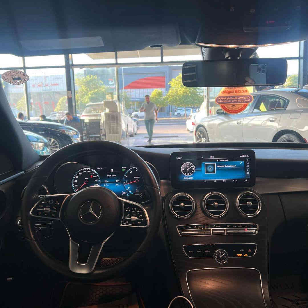 للبيع او مراوس ب هوندا اكوورد 

مارسدس C300 2019

فول مواصفات غنية عن التعريف 
بصمة 
فتحة
كشانه جلد اسود 
هيتر 
تحكمات كاملة 
اوضاع قيادة كاملة 
خزن مقعد وضع السائق 

صور الحادث بالمنشور 

حادثها قطعتين جاملغ وباب مبدل شركة 
بدون ايرباك 

معروضة ب235 وبيها مجال 
او مراوس ب اكورد 

***********
