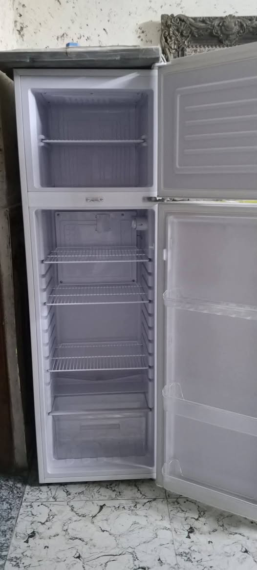 سلام عليكم غراض بيت لبيع الكاونتر سعره ب300ثلاجه جديده مستعمله  سبوع فقط  ب 300ومجمده هم مستعملات اسبوع فقط 300وطباخ ب 200


**إذا كنت صاحب هذا الإعلان وتريد حذفه لأي سبب، رجاءا أرسل رسالة إلى الدعم الفني**