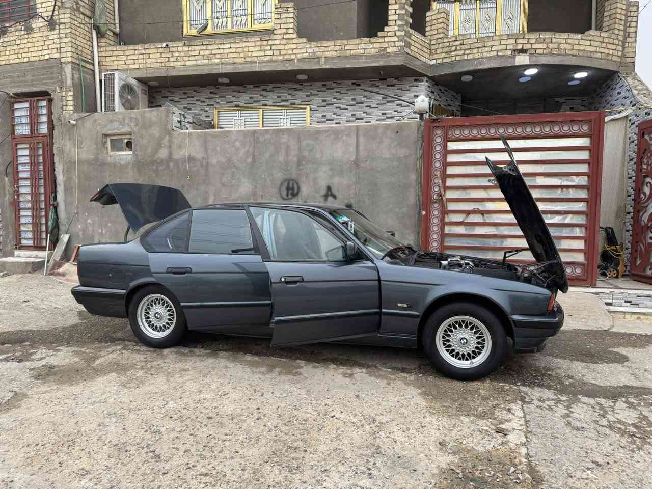 سلام عليكم بي ام 535 اصل موديل 92 بجم عريض سياره جاهزه تخم تايرات كهربائيات كلها شغاله تبريد حداديه رقم انبار مشروع وطني السعر 60$ مكان السياره بابل الكفل رقم الهاتف ***********📞
