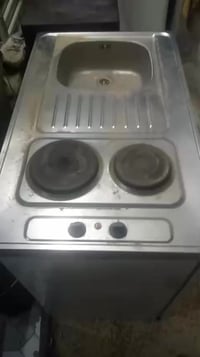 ميز هو سنك وهو ثلاجه وهو طباخ وشخال ونظيف جدا يرادلة بس مسح 0771450023...