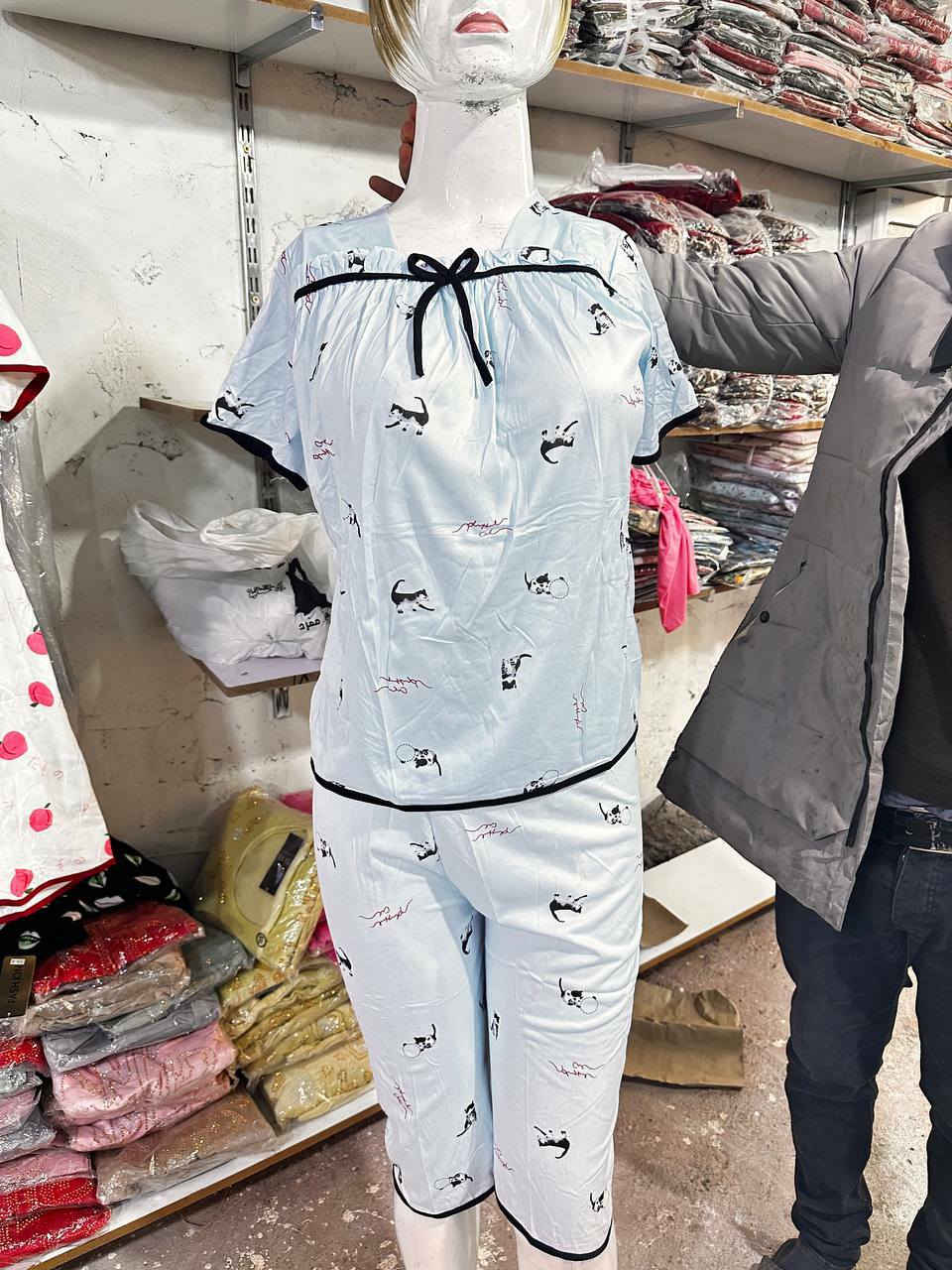 اتراكات   نسائي  🥰 

الخامايه_ قطنيه_ درجة_اولى 

القياس. فري سايز قالب راهي  

سعر الدرزن  . 40  

 المفرد 5

التوصيل بغداد 5 🚗🚗🚗

المحافظات.  6 🚌🚌🚌

للحجز والتوصيل مراسلة 👈🏻الصفحه


**إذا كنت صاحب هذا الإعلان وتريد حذفه لأي سبب، رجاءا أرسل رسالة إلى الدعم الفني**