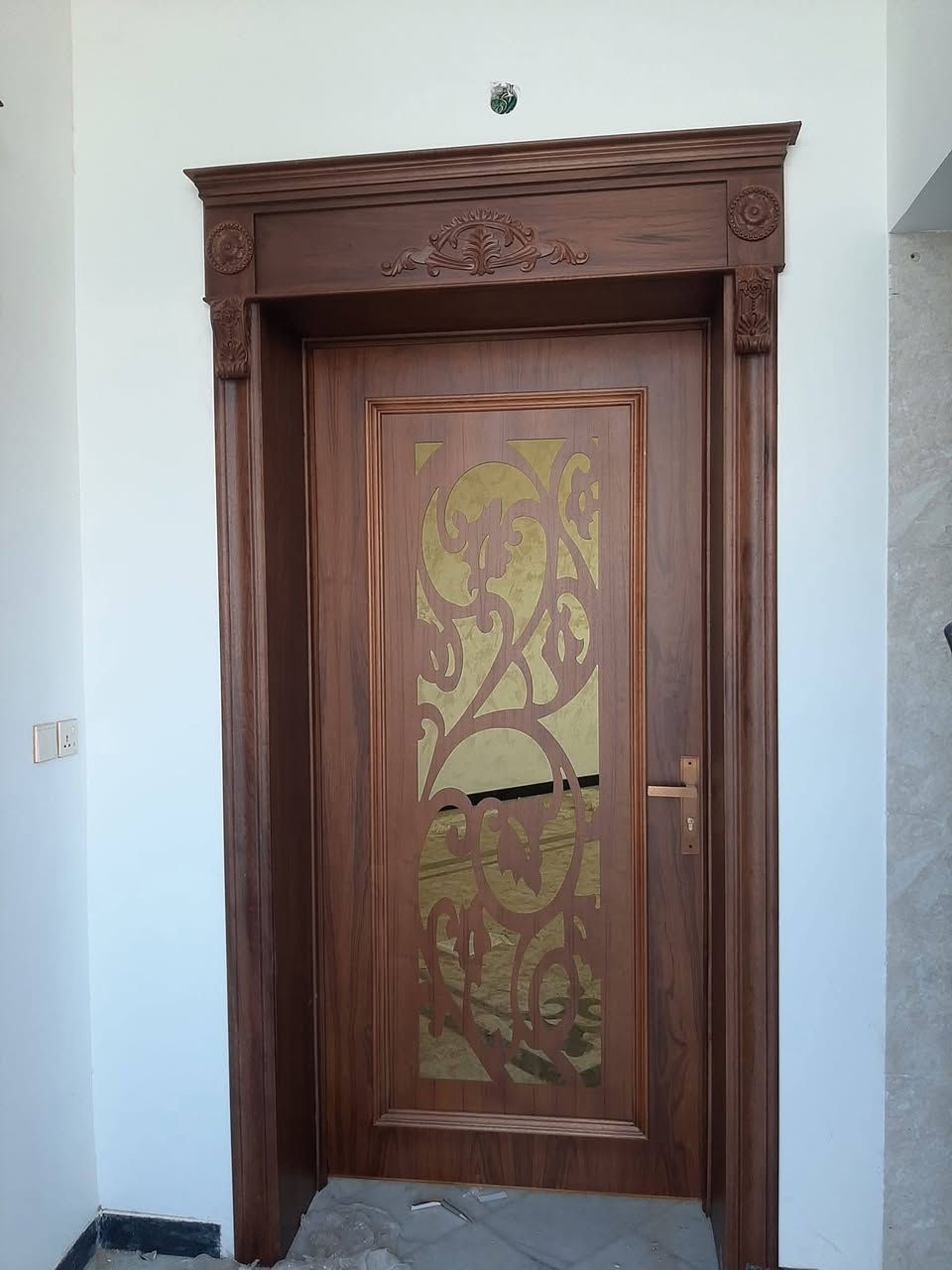 من رخصة الادمن
على بركه الله 
تم افتتاح محل صبغ اخشاب 🚪
بجميع انواعه والوانه من غرف وابواب وجميع مايتعلق
صبغ درجه اولى مايعجبك نشتغلك جديد
ماتطلع انشاء الله بس بلي يرضيك
وباسعار مناسبة
موقع المحل/ الرمادي الحامظية قرب جسر المؤمون

رقم التواصل/***********
