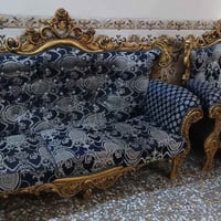 عندي تخم للبيع ١٠ مقاعد نظيف جدا السعر 350 اوبي مجال الهاتف 0775157357...