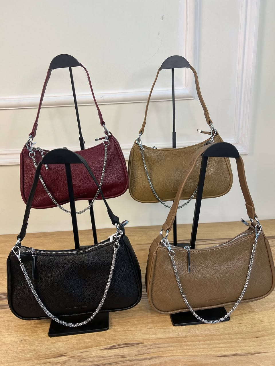 يتوفر جنط نسائيه جمله فقط اقل طلب نص درزن فحص امام الخامه يخبل
ملاحظه يصير مفرد و قطع عادي 

قناة تلي https://t.me/+QqKChONm9tpiNGUy


**إذا كنت صاحب هذا الإعلان وتريد حذفه لأي سبب، رجاءا أرسل رسالة إلى الدعم الفني**