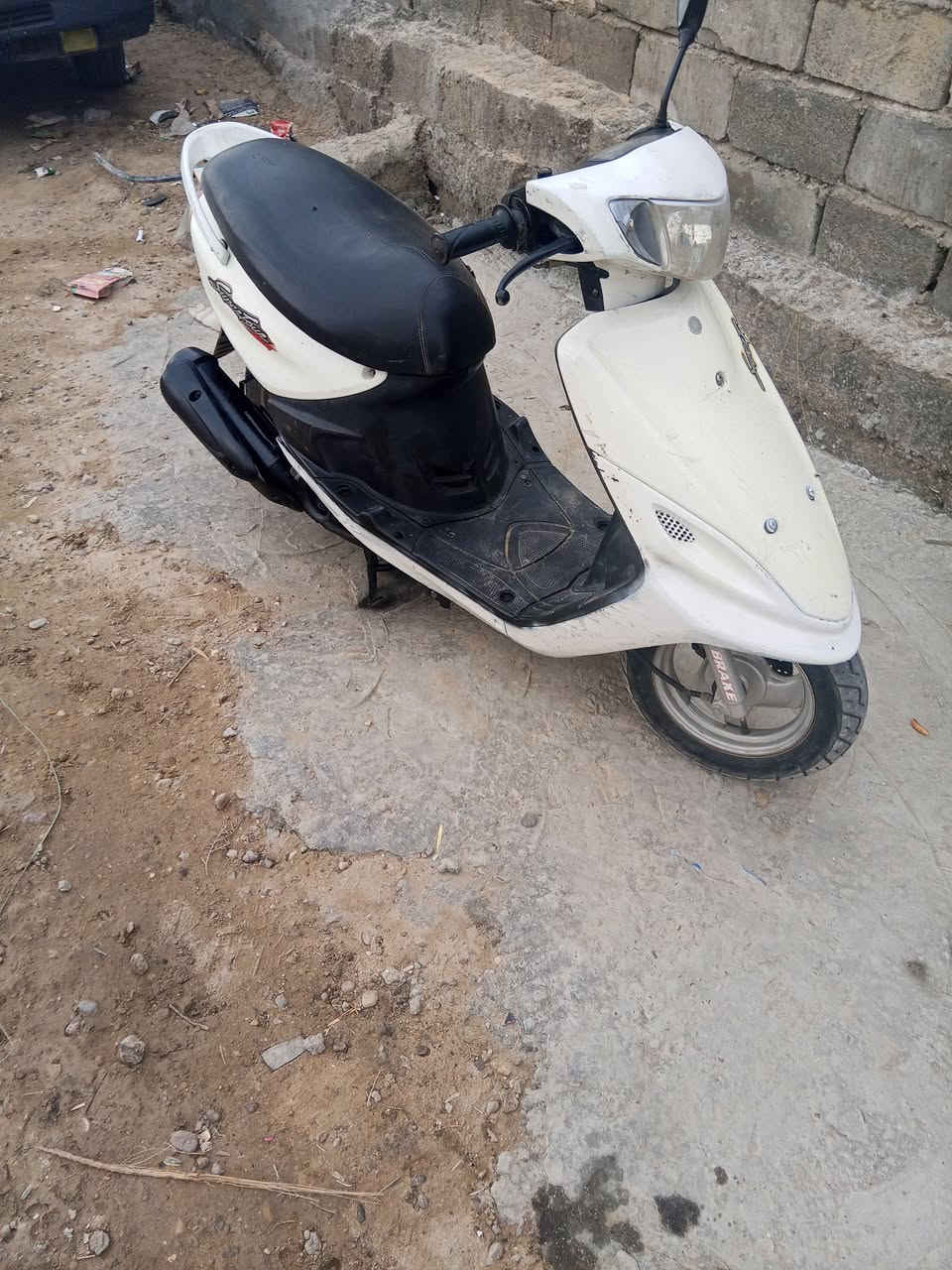 دراجه للبيع السرعه 120 دراجه محركه خير من الله نظيفه حلوه الشراي يدق على هذا الرقم 350 بها مجال ***********
