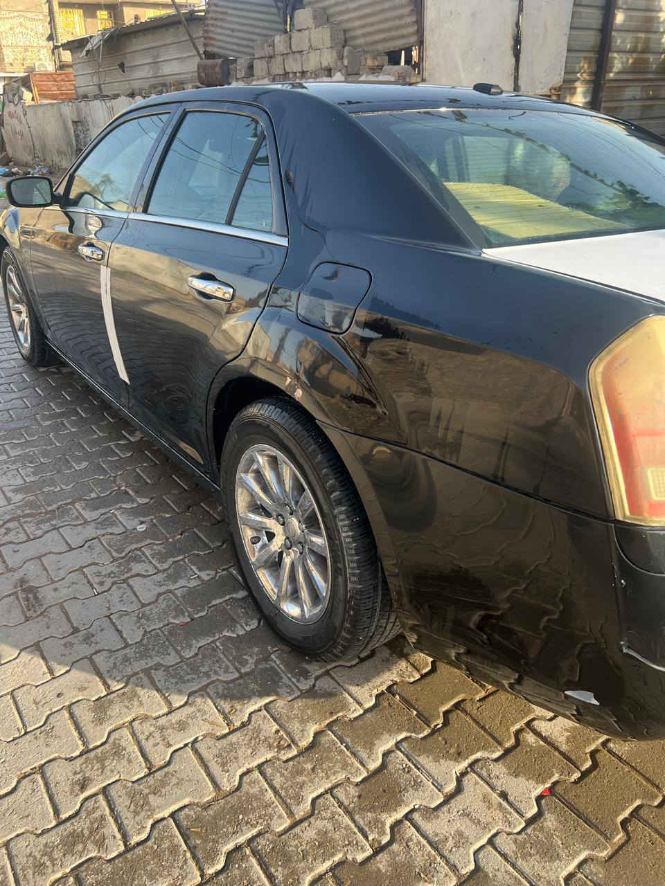 السلام عليكم
اوباما البيع موديل ٢٠١٢ سياره فول مواصفات 
مصبوغة صبغ عام وقطعها  مفتوحه ومرجعهه  سياره بغداد  المدينه  
سياره تحويل ثاني يوم 
السعر ١٢٥ وبيهه مجال
الاتصال  الرقم ***********
