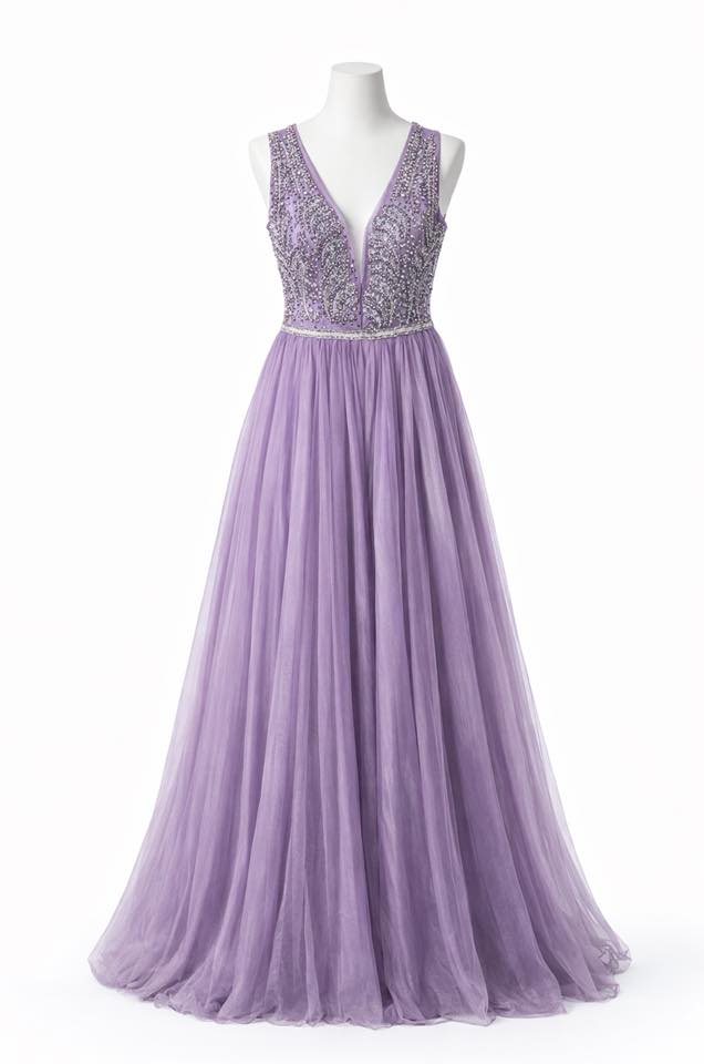 فساتين للبيع ***********
