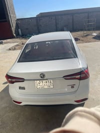 للبيع MG5 موديل 2024  بصمة حساسات كاميرا  شاشة كبيرة مكفولة كفالة عامة...