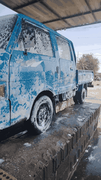 للبيع كيه حمل دبل قماره الطويله رقم بغداد انكليزي كير ومكينه مكفول وشاصي ورقم شاصي مكفول حداديه خير من الله كهربائيات كله شغاله السياره صبغ ابلادي  ومكفوله ما تذب عليه الف كبل للشارع باور جديد مشط جديد السياره متعوب عليه والتحويل ثاني يوم  التواصل على الرقم ***********والكورك ***********
