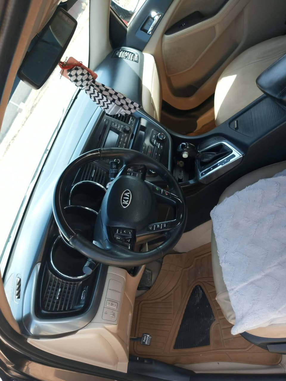 السلام عليكم للبيع سياره اوبتيما 2012 خليجي سياره جاهزه من كلشي ومن كل عيب تواصل رقم *********** //*********** المكان واسط
