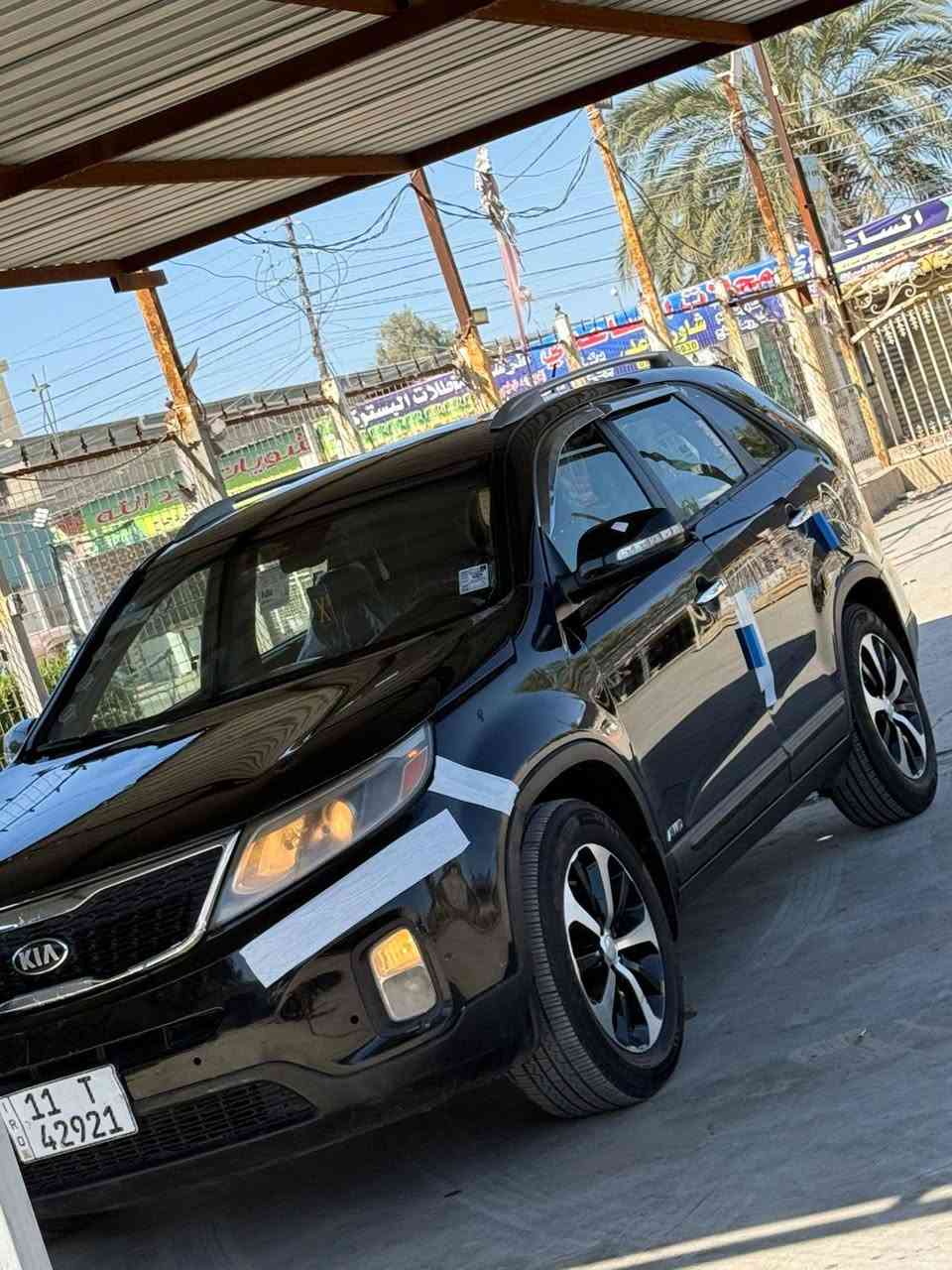 السلام عليكم رمضان كريم ***********
سورنتو موديل 2015 امريكي 6 سلندر 7 راكب 3 قطع تبريد فول مواصفات عده الفتحه بصمه ابواب بصمه تشغيل شاشه كبيره كامره خلفيه كشنات جلد كهربائيه خزن ميموري جنطه شفط تدفئه ستيرن مري شفط اشاير بلمري فورويل مانع انزلاق رقم بغداد نكليزي بسمي 

سياره بيها مكانات صبغ اني ابيع عام مكفوله من كلبه وتجيه سعر ١٢٣ وبيها مجال بصيط شراي يتصل مكاني بغداد
