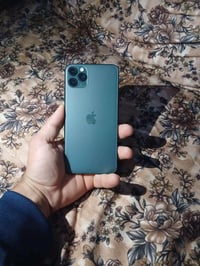 آيفون ١١ برو ماكس • ٢٥٦ • بطارية مبدلة