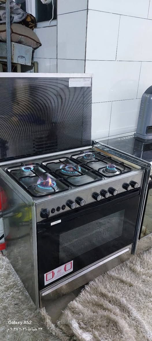 طباخ تكنو مصري كلش نضيف للبيع وبسعر 140الف وبي مجال مجمده غاز وماطور شركه كلش نضيفه للبيع وبسعر 125 الاستفسار الاتصال ع*********** شارع سالم خلف شركه كورك قرب دائره الكهرباء
