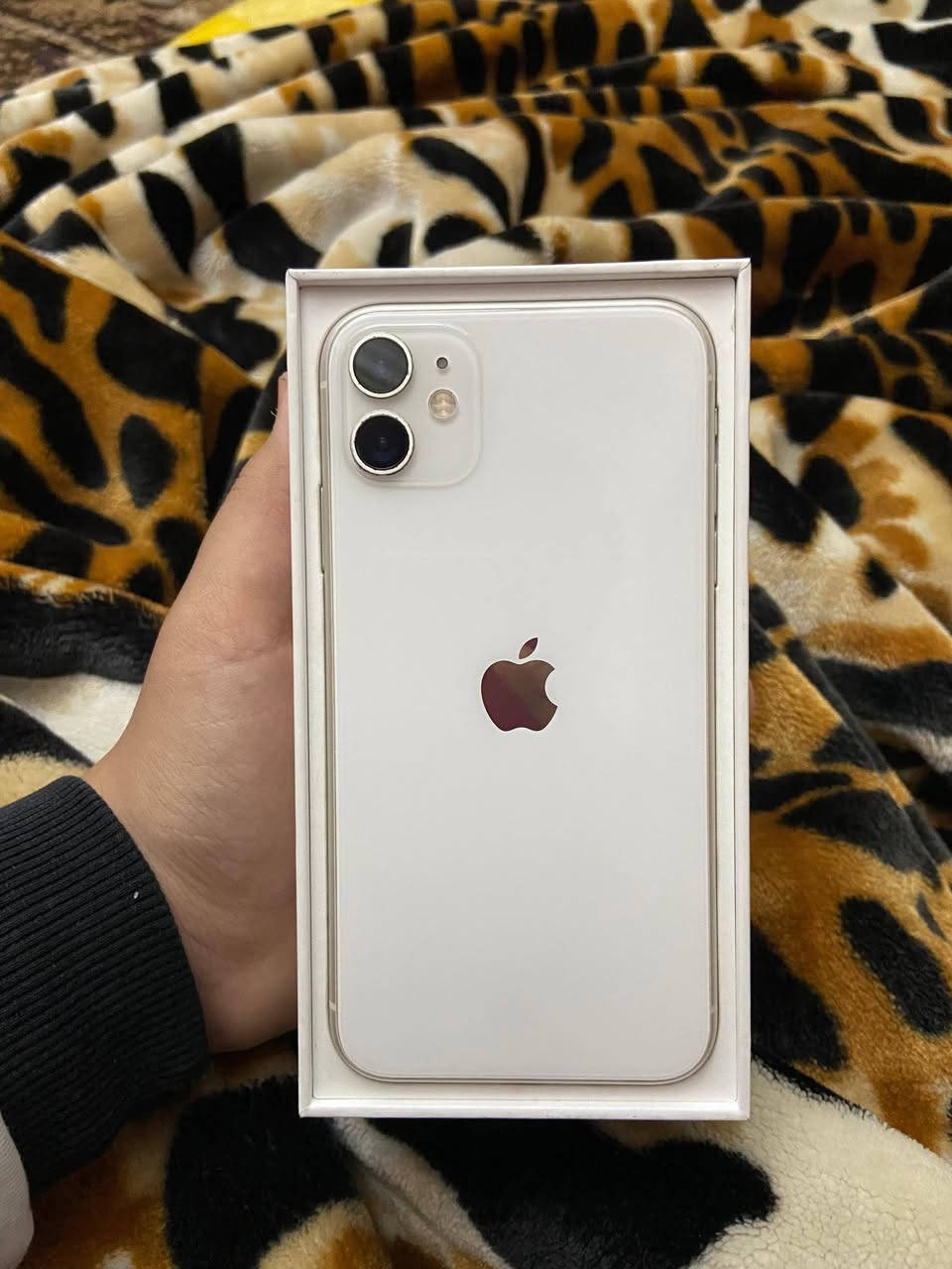 iPhone 11
مساحة 64
بطارية 71
وتر بروف مش مغير حاجة 
معاة العلبة 
زيرو ضرايب 
مفيهوش خدش 
للتواصل ٠١٢٠٧٠١٥٢٣٩


**إذا كنت صاحب هذا الإعلان وتريد حذفه لأي سبب، رجاءا أرسل رسالة إلى الدعم الفني**