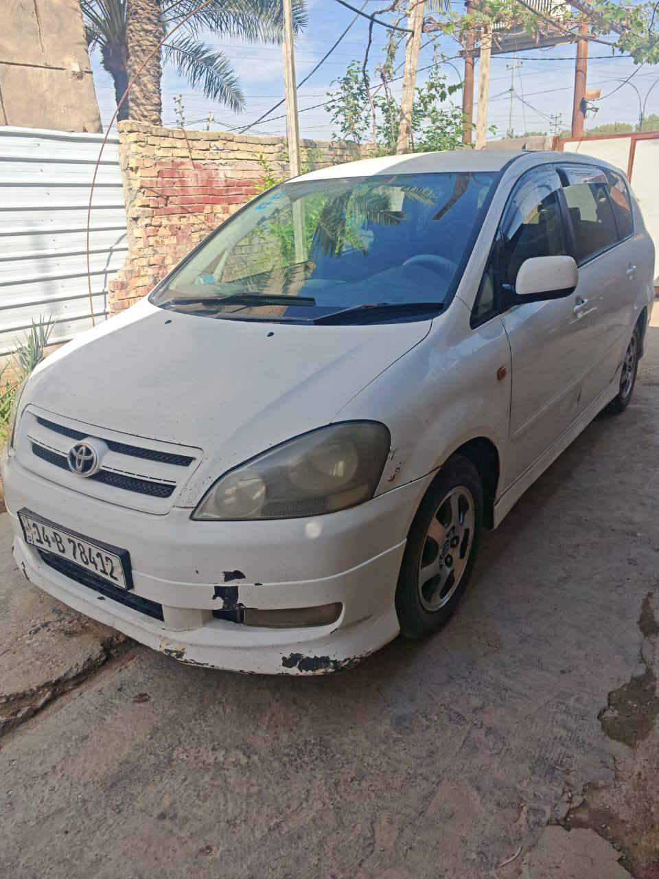 السلام عليكم
سياره ابصم عادي  لبيع   2002
لون ابيض رقم بصره انكليزي بسمي تحويل مباشر كير وحداديه وتخم تاير وكهربائيات سياره جاهزه على 24حبايه مال جناي سياره جانيه من زمان واطلع وين ما يعجبك 
سنوية مشروع وطني ل26
السعر 127وبيه مجال قليل
 كلش
العنوان ذي قار الشطره 
رقم ***********
