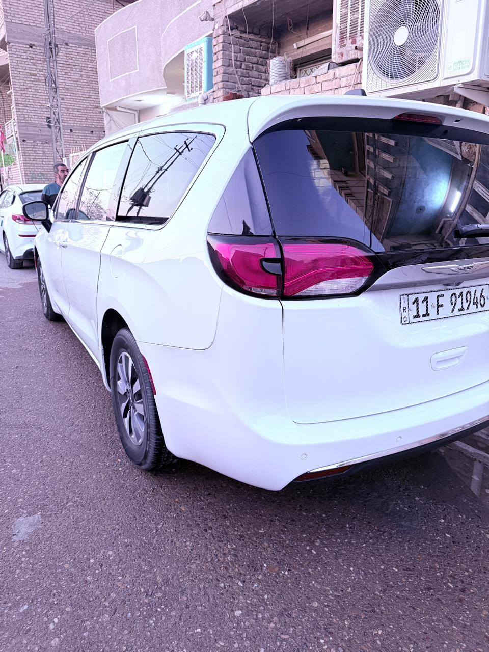 سلام عليكم

كرايسلر باسيفيكا ا  2023 🔥

📍 الموقع: بغداد الشعله

✨ المواصفات:فول الخير من عده الفتحه السياره جديده

🔹 تشغيل بصمة + تشغيل عن بعد

🔹التبريد 3 قطع منفصل

🔹 كشنات كهرباء

🔹 بيبان كهرباء + الجنطة كهرباء

🔹 شاشة + كاميرا خلفية

🔹 إنارة LED أمامية + بك لايت LED

🔹 داخل جلد فخم

🔹 رادار أمامي + نظام تحديد
السياره جديد معنا الكلما السياره 
حادثة باب السايق وجاملغ 

 

📏 ماشية: 19 الف

📞 ‬***********

***********

السعر185

او وتساب موجود 👍
