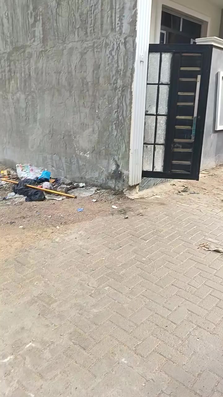 السلام عليكم بيت للايجار بل الشرطه الخامسه والتفاصيل ***********
