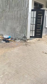 بيت للايجار بل الشرطه الخامسه والتفاصيل 07711912423