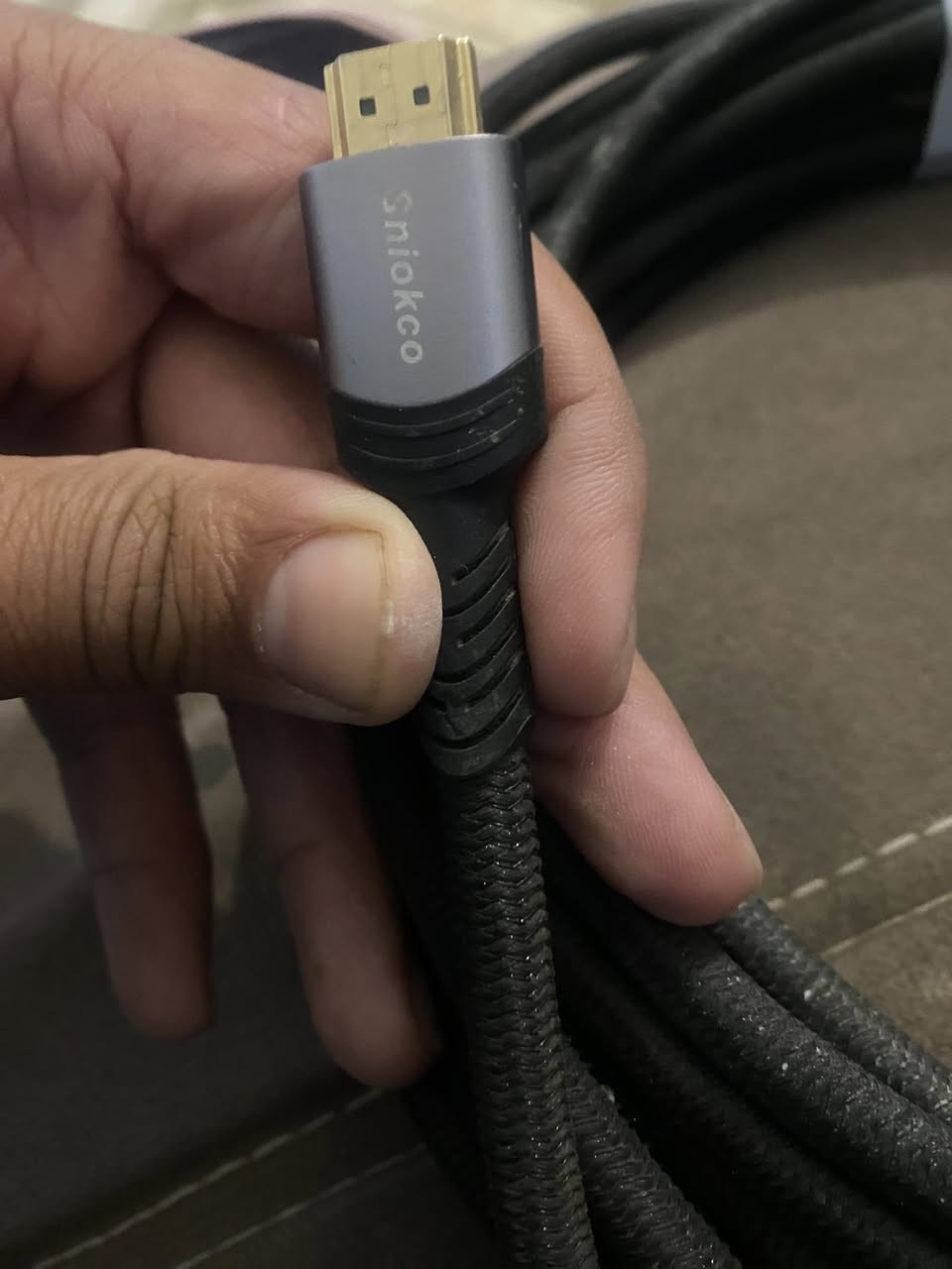 كيبلHD يشغل الى 8k مسلح كتان اصلي ثقيل الطول 15 متر
السعر 20 ألف العنوان بغداد منطقة حي 
الجهاد الضباط
***********
