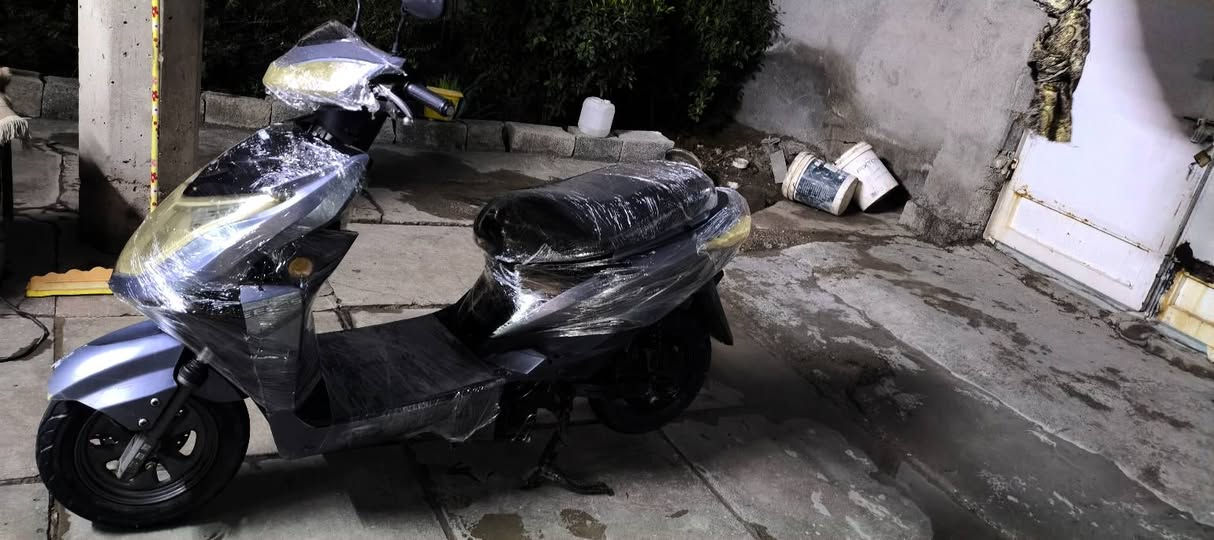 السلام عليكم ورحمة الله وبركاتة دراجة شحن للبيع نوع سكنس فول مواصفات بطاريات 5 فول كاملة من كل شي بسعر مناسب 325قفل 🔒 ربع ما ينزل مكان ديالى بعقوبة اي استفسار علة هذا الرقم ***********
