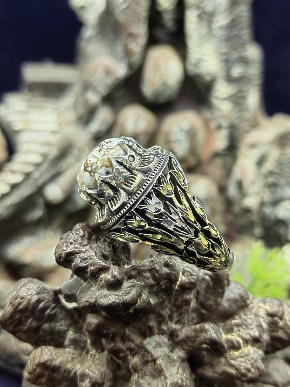 😍 عرض مميز 🔥
خاتم فضة صياغة إيرانية 💎
بحجر فيروز شبكي أبيض ✨
مقاس 20/21
من التحف الملكية 👑
للحجز والتواصل: 01016147535
بسرعة 😍؟


**إذا كنت صاحب هذا الإعلان وتريد حذفه لأي سبب، رجاءا أرسل رسالة إلى الدعم الفني**