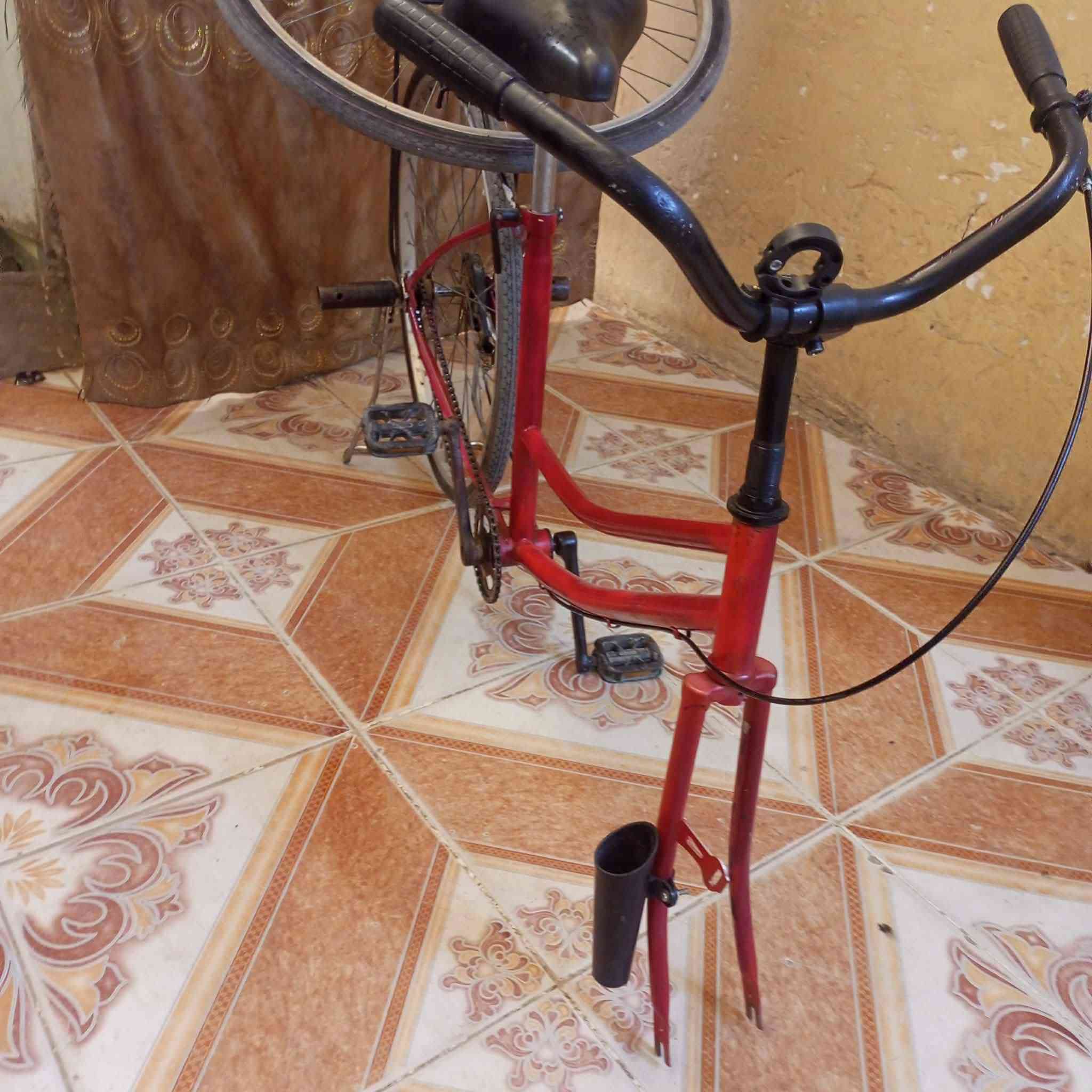 السلام عليكم عندي هاذه الباسكل للمراوس شعندك بطه نزل كامل ملحقات 🚲


**إذا كنت صاحب هذا الإعلان وتريد حذفه لأي سبب، رجاءا أرسل رسالة إلى الدعم الفني**