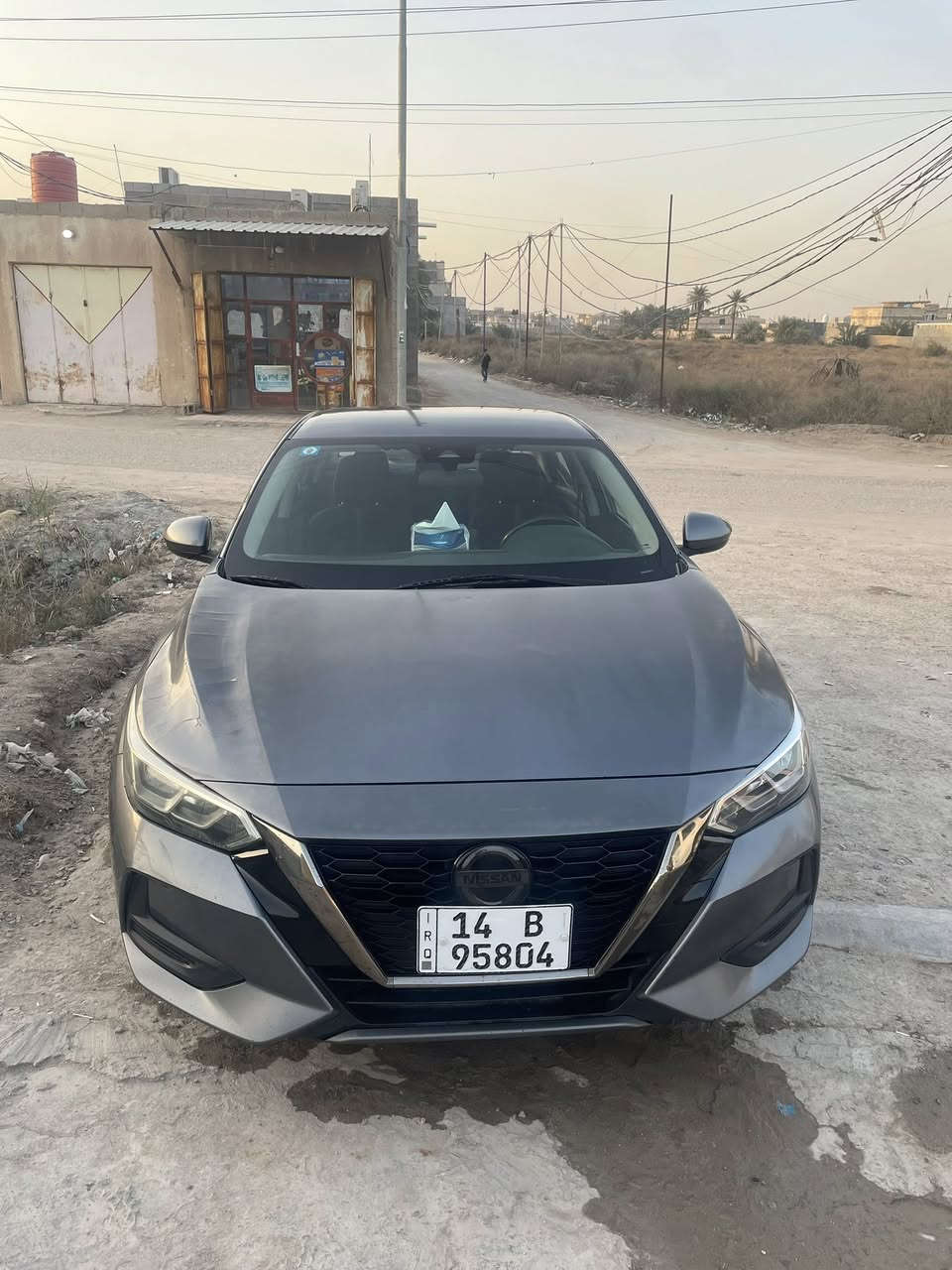 السلام عليكم نيسان سنتر الموديل 2022 sv
السياره وارد امريكي ضربه اماميه 
السعر 125 ورقه 
للتفاصيل الاتصال 
***********
