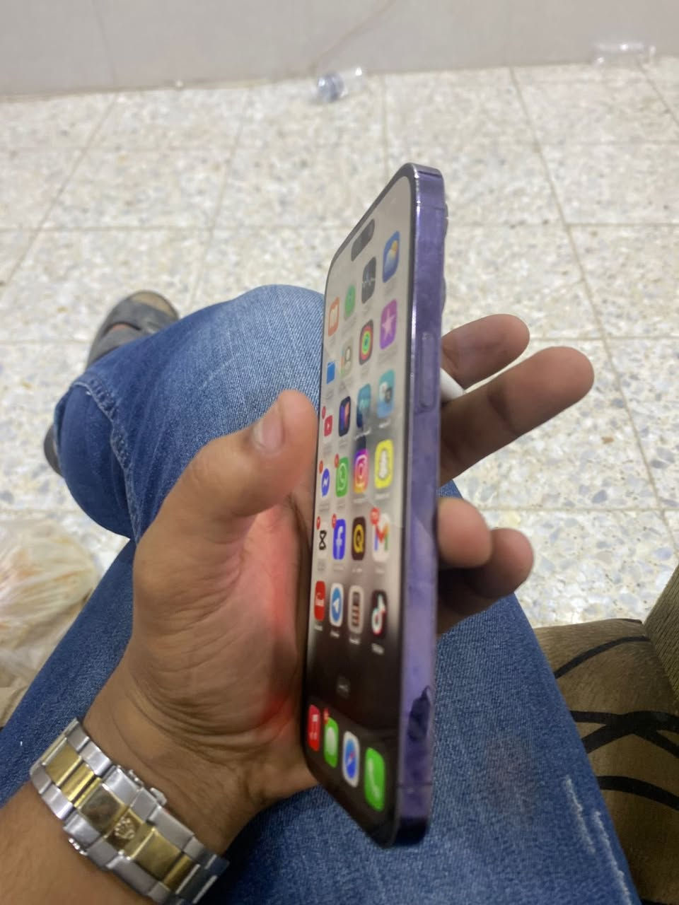 ايفون ١٤ برو ماكس ذاكره ٢٥٦ مبدل شاشه احسن نوعيه أخت الاصليه قيم بل يرضي الله تواصل ***********
