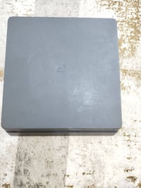 بلايستيشن 4 • مهكر • ٥٠٠ جيجا