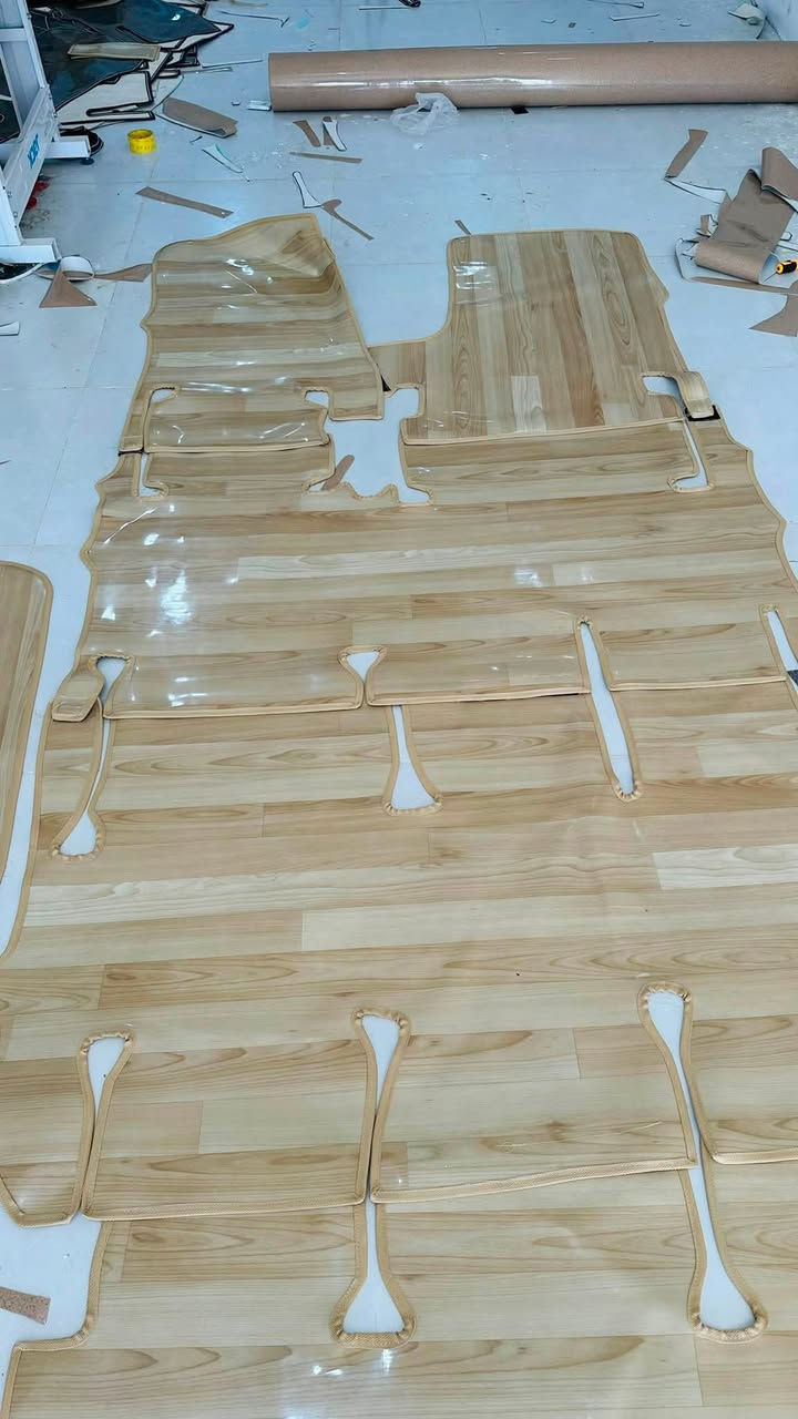 سفريات ستاركس تفصال جلد درجه اوله وسعر بٰسہ 75توصيل مجاني خلال يوم واحد فقط 
***********
