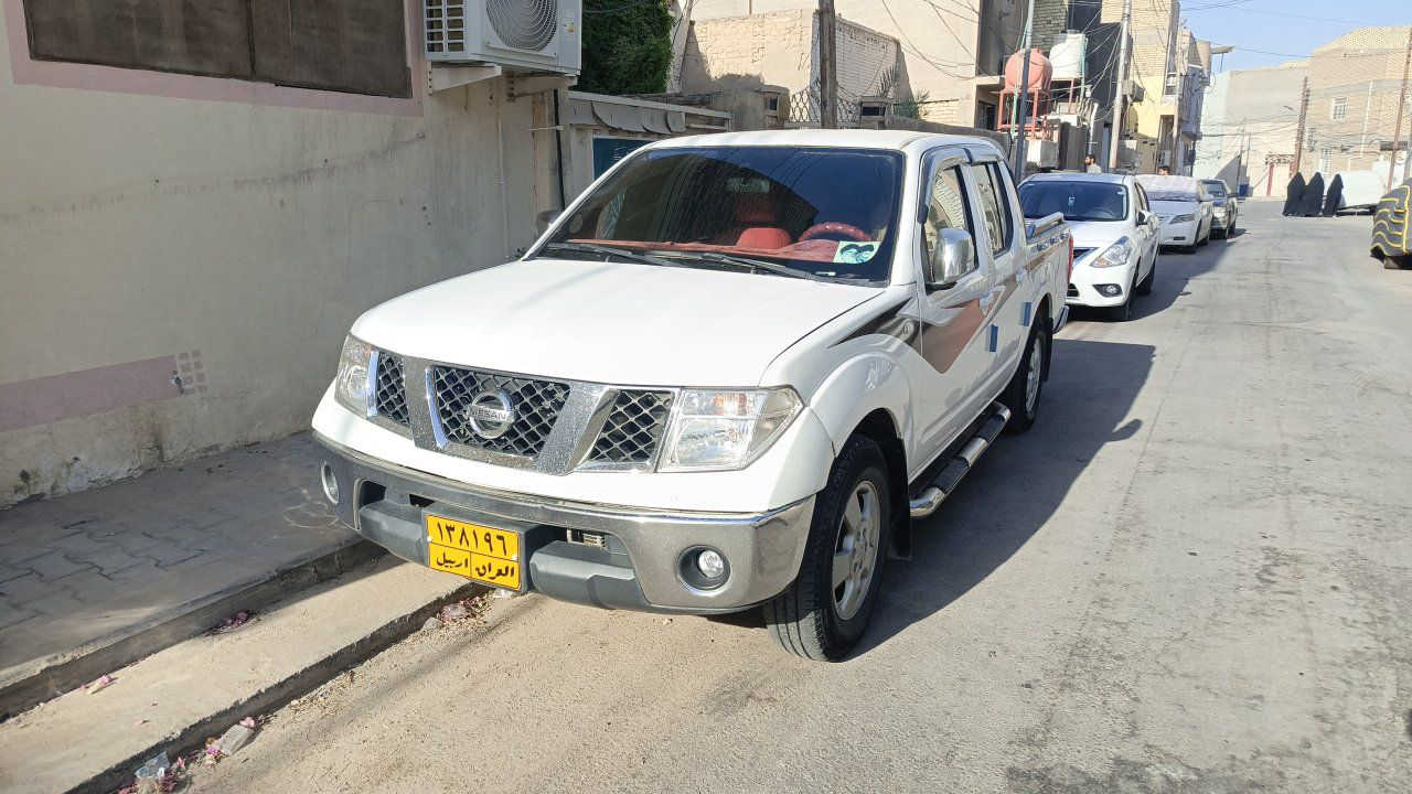 نيفارة ٢٠١٣ 
كير ومكنية جدد
تبريد ثلج 
حدادية جديدة
رقم أربيل قديم
بيه ثلاثة قطع ضبغ
مكانه نجف 
السعر ٨٥ وبيه مجال
الاتصال‏‪***********‬‏
