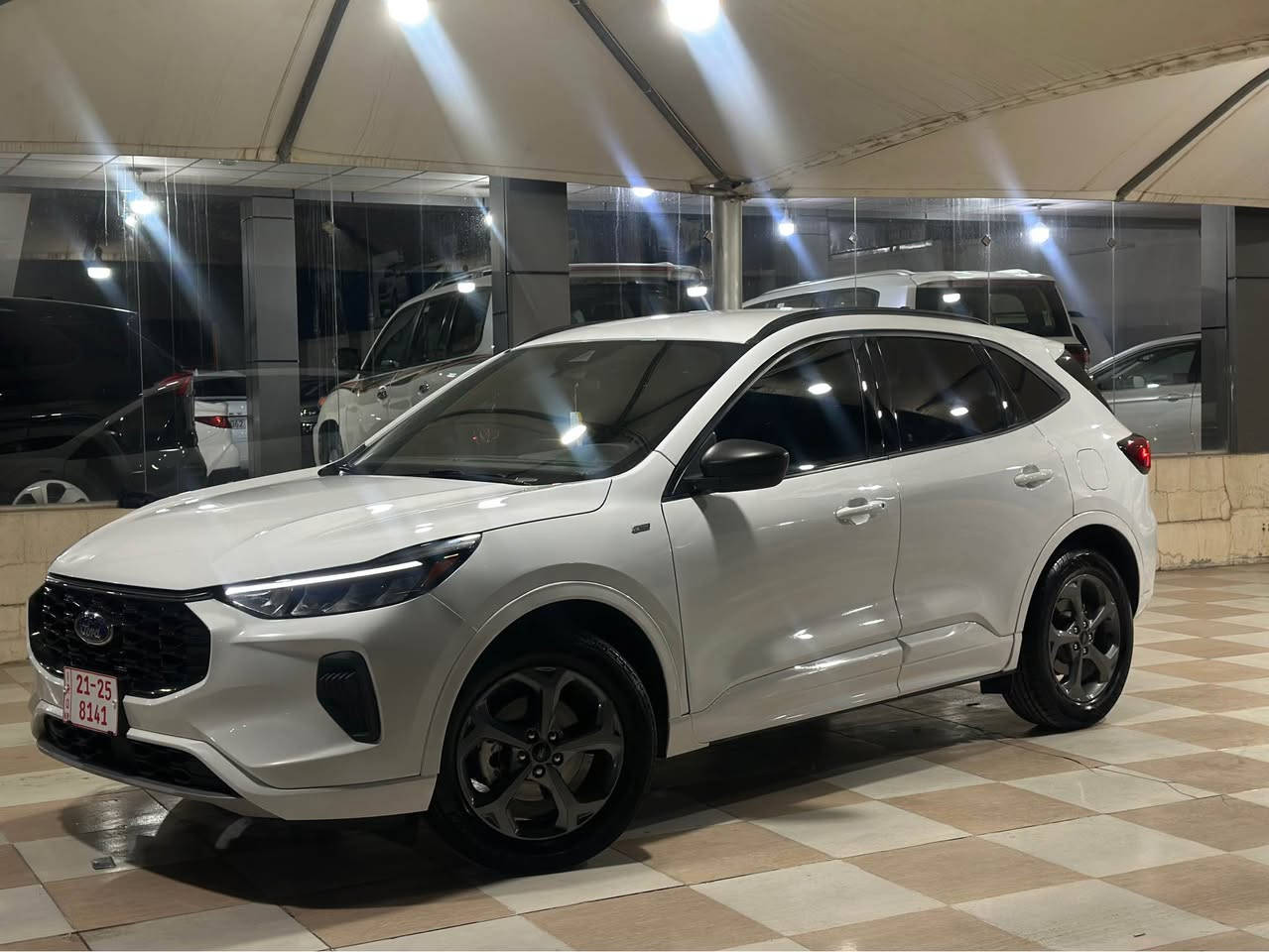FORD ESCAPE ST LINE 2023 
 سه ياره كه ته نها چه ملاخ ده رگاي سه ياق بؤياخ پيش پشت كه پسه ته نها ئيرباگ شاني ته قيووه هه موو گيان به شه رت سه ياره كه مواسه فات st line سپي به فه رى ته نها ٢٨ مايل رؤشتوه هه موو گيان به شه رت سه ساره كه كاتي نه شكاوه دوو مانگ كاتي له گه له نرخ١٥٠$ شتيك مه جال 
***********
***********
1FMCU0MN5PUA33985 ره قم شانسي رانية, السليمانية
