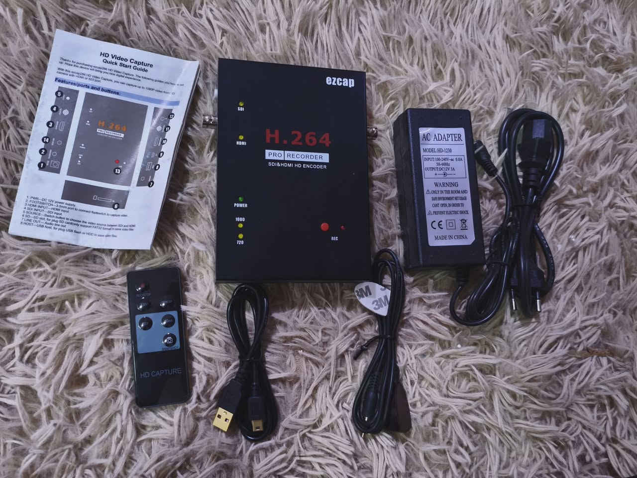 Video capture
ezcap286 SDI & HDMI HD Encoder/Recorder
جهاز لالتقاط وتسجيل الفيديو بدقة عالية. 

نوع الجهاز: مسجل فيديو عالي الدقة (Pro Recorder) يدعم مدخلات SDI و HDMI. 

التسجيل: يقوم بتسجيل الفيديو بتنسيق H.264 MP4 مباشرة على قرص فلاش USB أو قرص صلب محمول. 

الميزات: يدعم دقة تصل إلى 1080P بمعدل 30 إطارًا في الثانية، ويحتوي على ميزة التقاط صور (snapshot) عبر جهاز التحكم عن بعد. 

المنافذ: يحتوي على منافذ SDI و HDMI للمدخلات والمخرجات، بالإضافة إلى منفذ لمنصة القدم (footswitch). 

متوفر توصيل لكافة المحافظات


**إذا كنت صاحب هذا الإعلان وتريد حذفه لأي سبب، رجاءا أرسل رسالة إلى الدعم الفني**