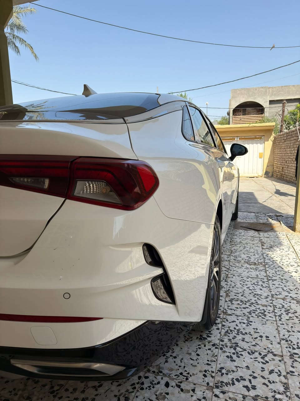 السلام عليكم k5 23 خليجية رقم اربيل كفالة عدا التكحيل الموضح بالصورة
مواصفاته فول عدا البنورما رقم اربيل بأسم شركة تريد تحويل تريد وكالة سعر 195  مكان السيارة ديوانية مركز للأستقسار ***********
