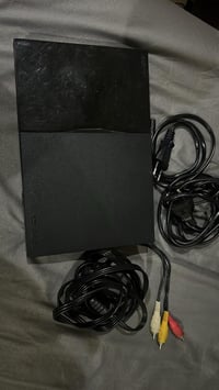 بلاي 2 • للبيع