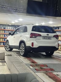 للبيع سورنتو 2015كفاله 2400 جديده شمالي استفسار اتصل على صاحب الرقم 07...