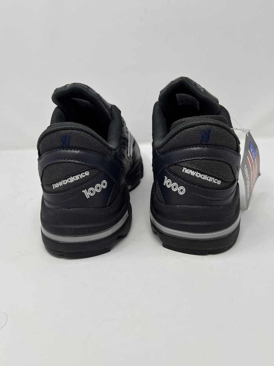 نيو بلنص، باله ، غير مستعمل باليبل. حجم 44(28سم)، نازك كلش ومريح، السعر 45الف دينار فقط، يوجد توصيل جميع المحافظات
ادخل انستا شوف القطع القويه المتوفره
https://www.instagram.com/hermes.storex?igsh=MTBvc3I2dm9yYTBjaw==


**إذا كنت صاحب هذا الإعلان وتريد حذفه لأي سبب، رجاءا أرسل رسالة إلى الدعم الفني**