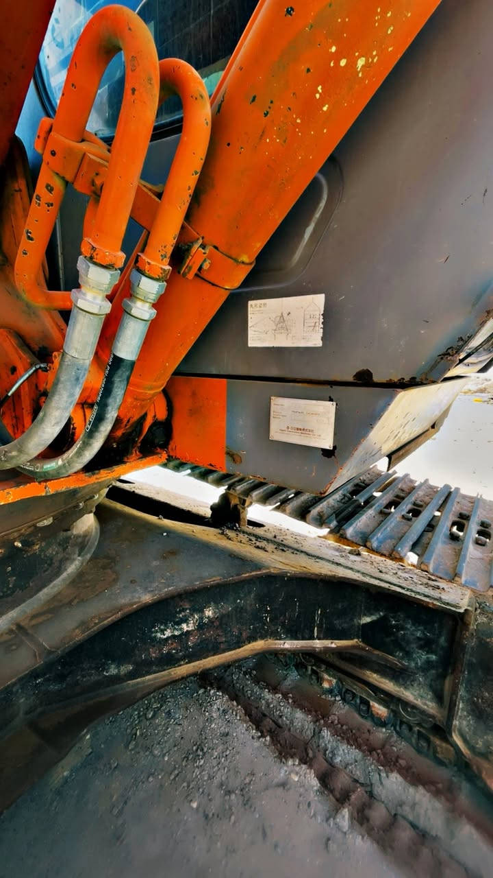 سلام عليكم حفاره زت ٢٠٠٦كامله مكلمه جاهزه اللشغل رقم نجف تحويل مباشر الحفاره بيها تلحيضات بسيطه مكان الانبار ذراع دجله تجي تفحص وتقنع وبيك خير وتدلل 
رقم الهاتف والواتساب
***********
