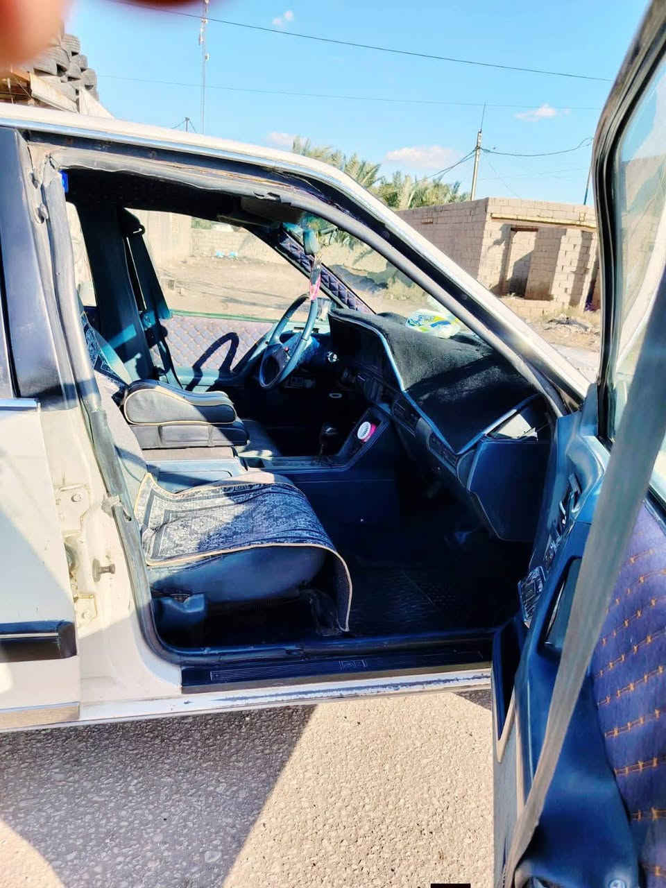 السلام عليكم
اولدز موبيل للبيع
موديل 1990
رقم الماني نينوى 
سنويه 2029 تحويل مباشر ثاني يوم 
مصبوغه عام للجماليه 
مكينه بها لاستيك ولف 
گير ممتاز 
كهربائيات كله شغاله 
باتري جديد 
تخم تاير
مكان السياره بابل 
السعر 30وبها مجال
الإتصال على الرقم ***********
