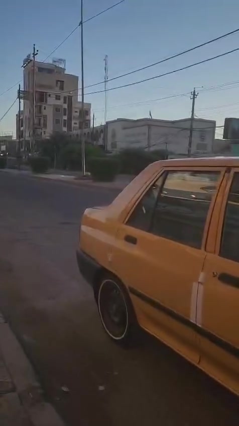 سلام عليكم سايبه للبيع موديل 2015 كير محرك شواصي مكفوله كهربائيات شاشه كاميرا سياره باسمي رقم انجليزي تخم تاير خط ابيض البرشلوني وياله مصبوقات حماميات سياره خير من الله السعر 37💸 بيها مجال 
العنوان الدوره 📍
الهاتف ***********☎️
