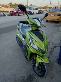 دراجة كهربائية • موديل ٢٣ • نظيف جدا