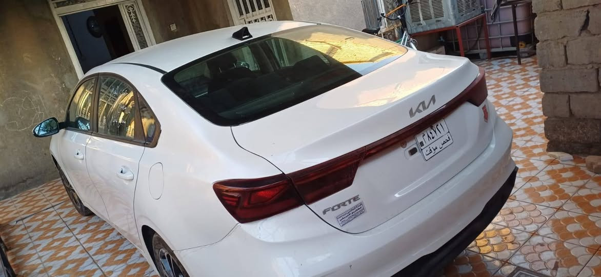 البيع كيا فورتي موديل ٢٠٢٤ وارد امريكي سياره بعدهي ما مرقم ترقم بغداد وكل محفضات جنوب السعر ١١٥ ورقه رقم *********** اثير ***********
