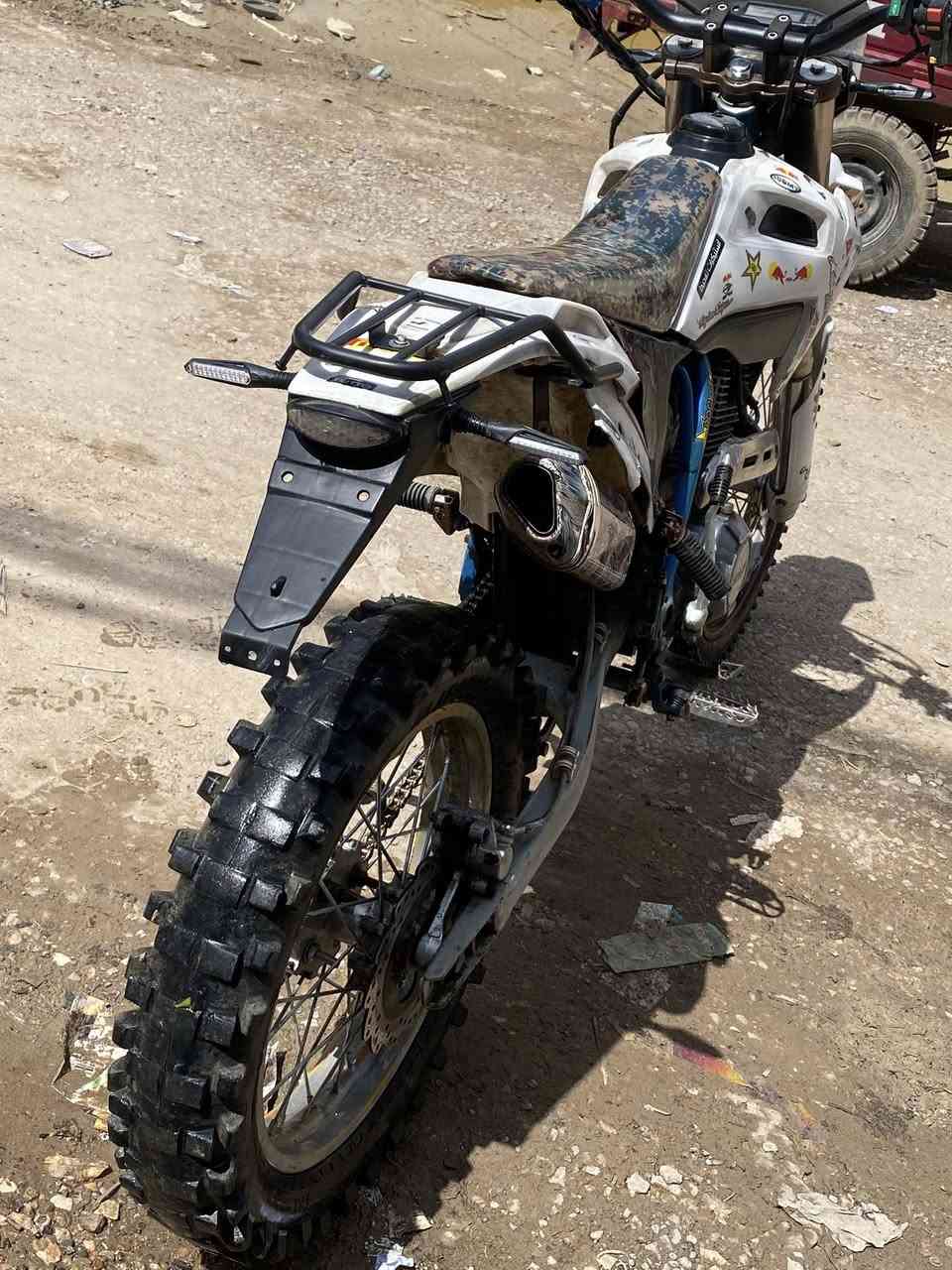 السلام عليكم من رخصت الكروب دراجة قفاز موديل 23 دراجة كلها شغاله سلف هندر كهربائيات كلهن شغاله اوراق كامله محرك مامفتوح تجي تفحص وتاخذ السعر 875 وبيها مجال قليل للشراي مكاني ديالى الخالص قرب فلكه مصطفى جواد للاستفسار ***********
