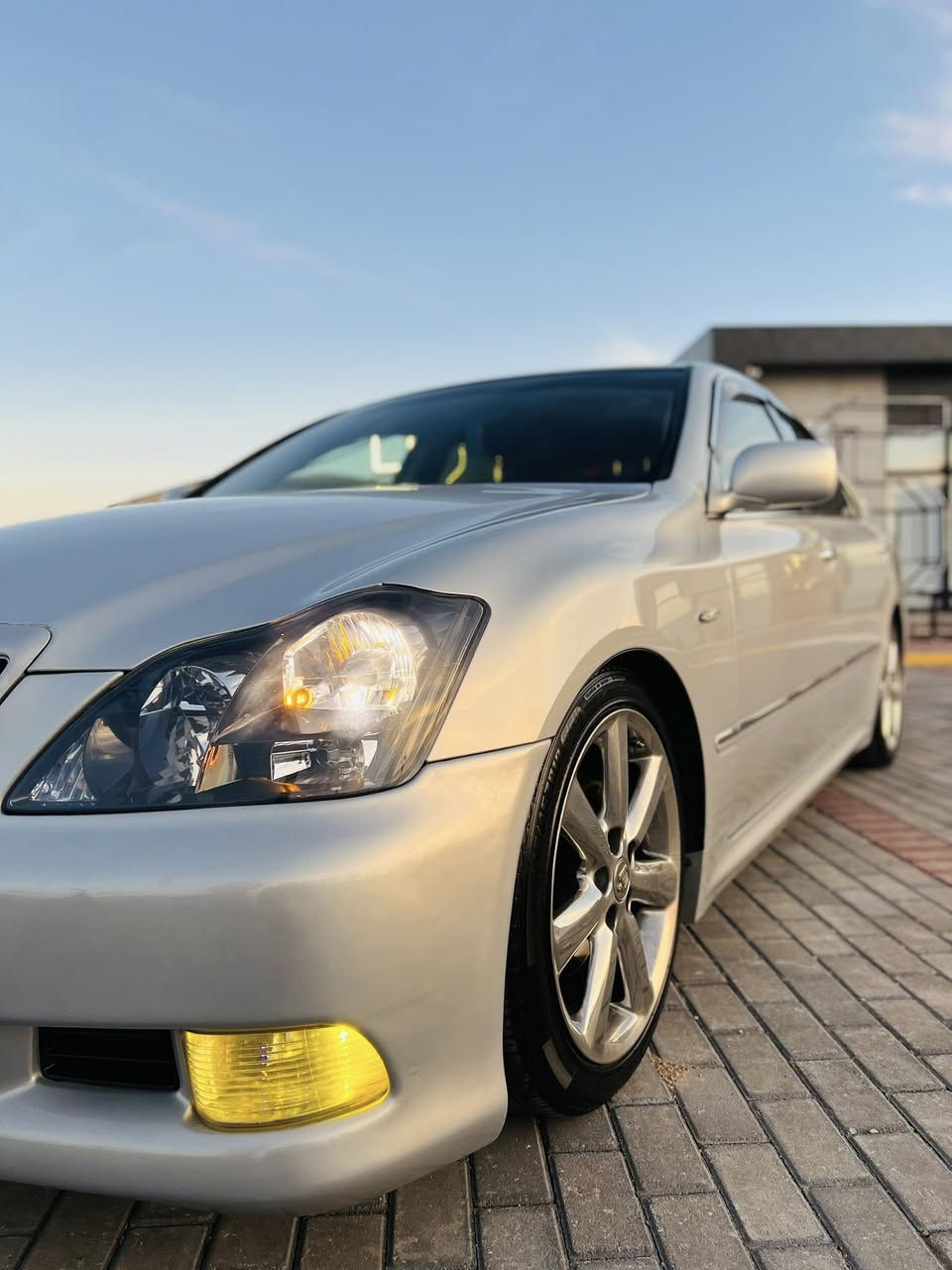 گۆڕینەوە و فرۆشتن 
GRS Shahena 182
بێ دووکەڵ مووسس مووسس
3دووگمە 2005 کامل کراوە بە 2007
کوشن جڵد هیتەر خەزن سڵایت
کوشن لۆک لۆک ساج لۆک داشپول لۆک سەقف شوشە 
لاشەی بل پاکەت📦 
بێ زەڕبە بێ لێدراو بێ کەڤەر گۆڕاو 😴
4 ویل دینگەی ئیستیل بیلادی لە ژێرە
250 مەسرفی نیە 
جووتی زینۆن بەقوەتی لەسەرە
سووکان سپۆڕتی تۆمسی عەزەڵە
گێچی 260 🛫😮‍💨
لەسەرە بۆ جوانی 
سەرە گێڕ  سپۆڕت 
گێڕ مەکینە بەشەرتی 10 فیتەر
دووپارەچەو نیوو بۆیاخ ئەووروپا
چوار دەبڵ RS خراوەتە سەر بە دڵی خۆت بەرزوو نزمی پێبکە
سەیارەکە سفرە بۆ 250 مەسرف مەگەرێ 
سعر 72 گاڵا چات کراوەیە 
ژم/***********
