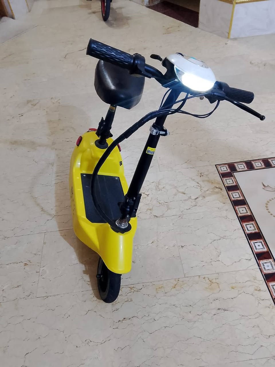 السلام عليكم 
للبيع دراجه شحن 
السعر 170وبيه مجال 
مكاني ميسان حي الخليج 
للستفسار***********
