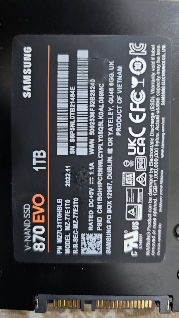 هاردات مثل ما موضح بالصور عندي 4 للبيع للي مهتم يدخلي خاص


**إذا كنت صاحب هذا الإعلان وتريد حذفه لأي سبب، رجاءا أرسل رسالة إلى الدعم الفني**